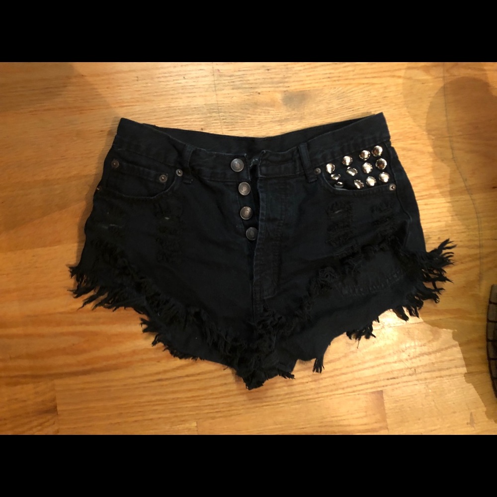 Signature8 cut off shorts